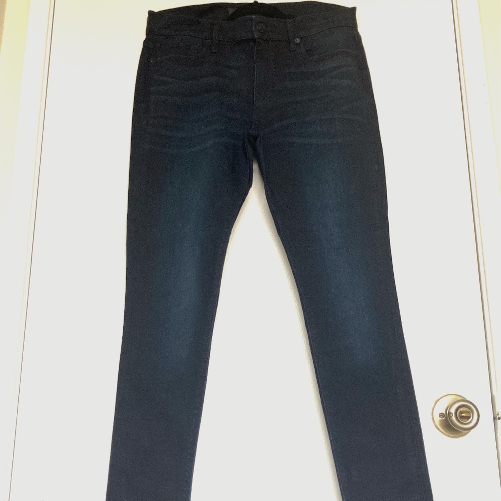 Express (NWOT) Stretch+ Supersoft Legging Mid Rise Jeans  / Size 8